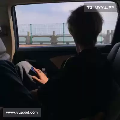 束启万